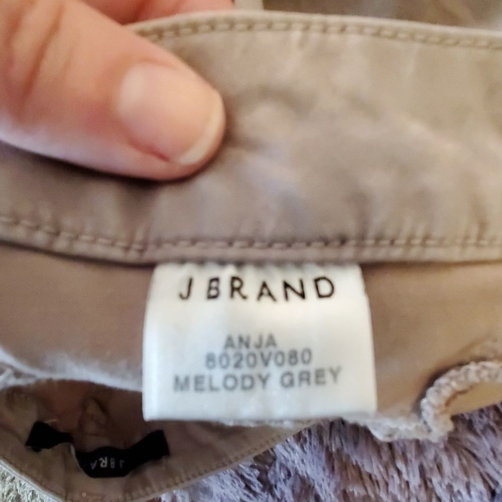 Taupe J Brand "Anja" skinny cropped pants size 28 - Picture 2 of 10